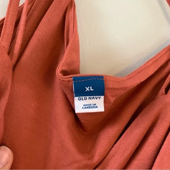 Old Navy Dress Above Knee Mini Rust Red Sleeveless Scoop Neck Smocked
Size XL - Picture 4 of 6